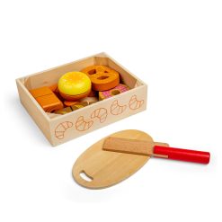 Bigjigs Cutting Bread and Pastries Crate playset is a great way of teaching children about where our food comes from and how we prepare our meals, and the importance of a healthy and balanced diet.