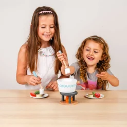 Bigjigs Toys Chocolate Pot For Two 6
