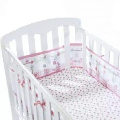 BreathableBaby Cot/Cotbed Bumper English Garden is soft, breathable and comfy air mesh cot bumper, helping to protect baby from bumps and bruises