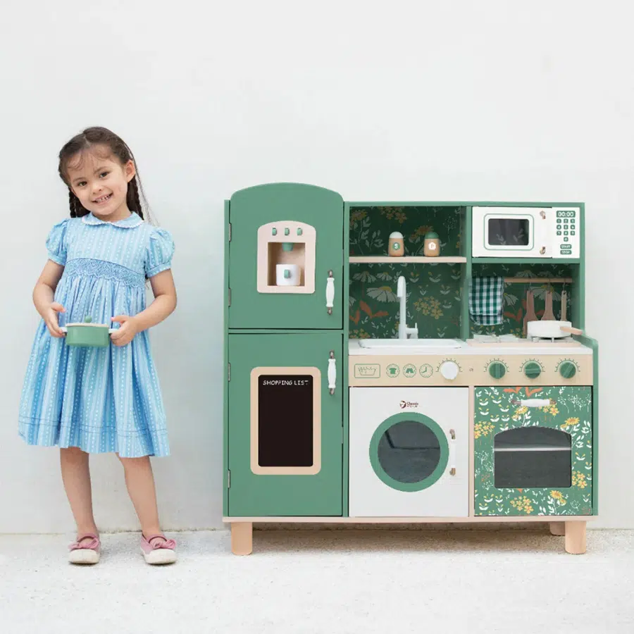 Childrens wooden kitchen with washing machine deals