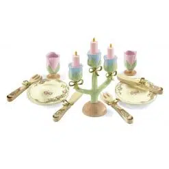 Djeco Princesses Dishes set is perfect for a princess dinner party! The wooden tableware set includes beautiful, smooth, great quality pieces including 2 plates, 2 sets of knives and forks, 2 flower cups and of course a very beautiful candleabra!