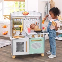 Kidkraft Smoothie Fun Wooden Play Kitchen, combines imagination and play, taking a healthy approach to role playing, incl 22 Play Pieces