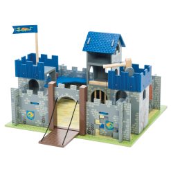 Le Toy Van Excalibur Castle is packed with features to help your child construct an epic adventure full of Knights, Dragons, King's and Wizardry.