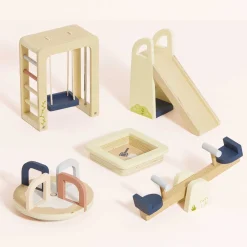Le Toy Van Outdoor Playset 2
