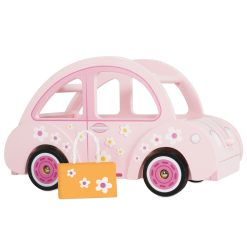 Le Toy Van Sophies Car is a retro, Pretty in Pink car with flower motif, that fits up to 4 dolls (sold separately) featuring an opening front boot and comes complete with coordinating luggage.