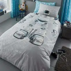 Robot Single Duvet Set is a fab childrens bedding set, made from a soft and comfortable cotton blend fabric, it include 1 pillowcase and will add a playful finish to any room.