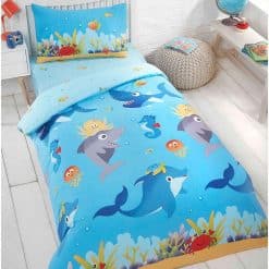 Sea Life Single Duvet Set is bright and colourful depicting fascinating underwater creatures on a blue background. Fully Reversible