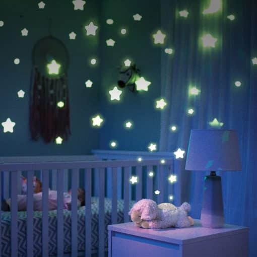 Slumber Buddies Deluxe Lamb, is a soft, plush toy that projects a tranquil starry sky display onto the walls and ceiling of your Babies room and plays a peaceful selection of relaxing sounds.