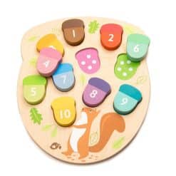 Tenderleaf Toys How Many Acorns, will help to teach your toddler to count to 10 with this gorgeous squirrel and acorn counting game.